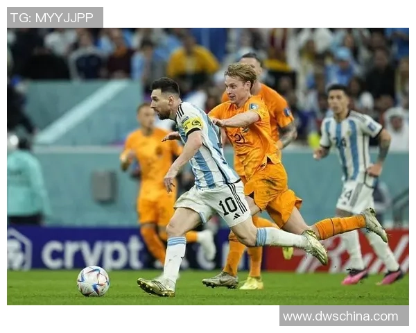 梅西在赛场上的精彩瞬间集锦足球明星的绝妙表现与技术分析