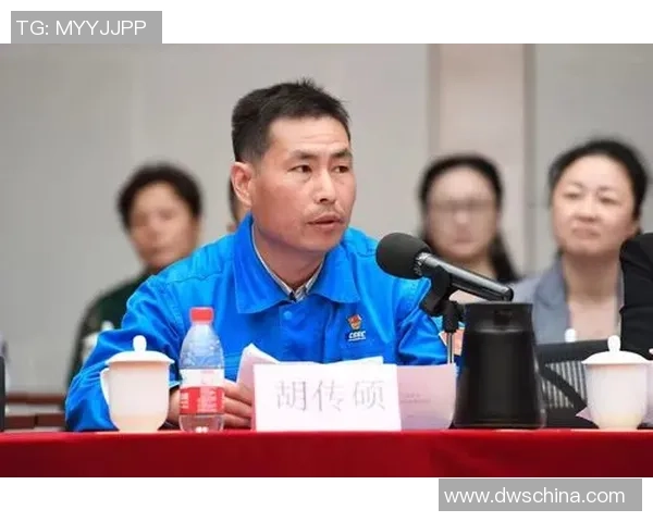 深度对话：刘娜在网球场上的奋斗与成长故事